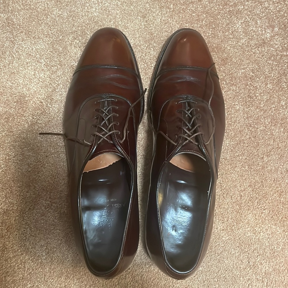 Johnston & Murphy Crown Aristocraft brown leather dress shoes